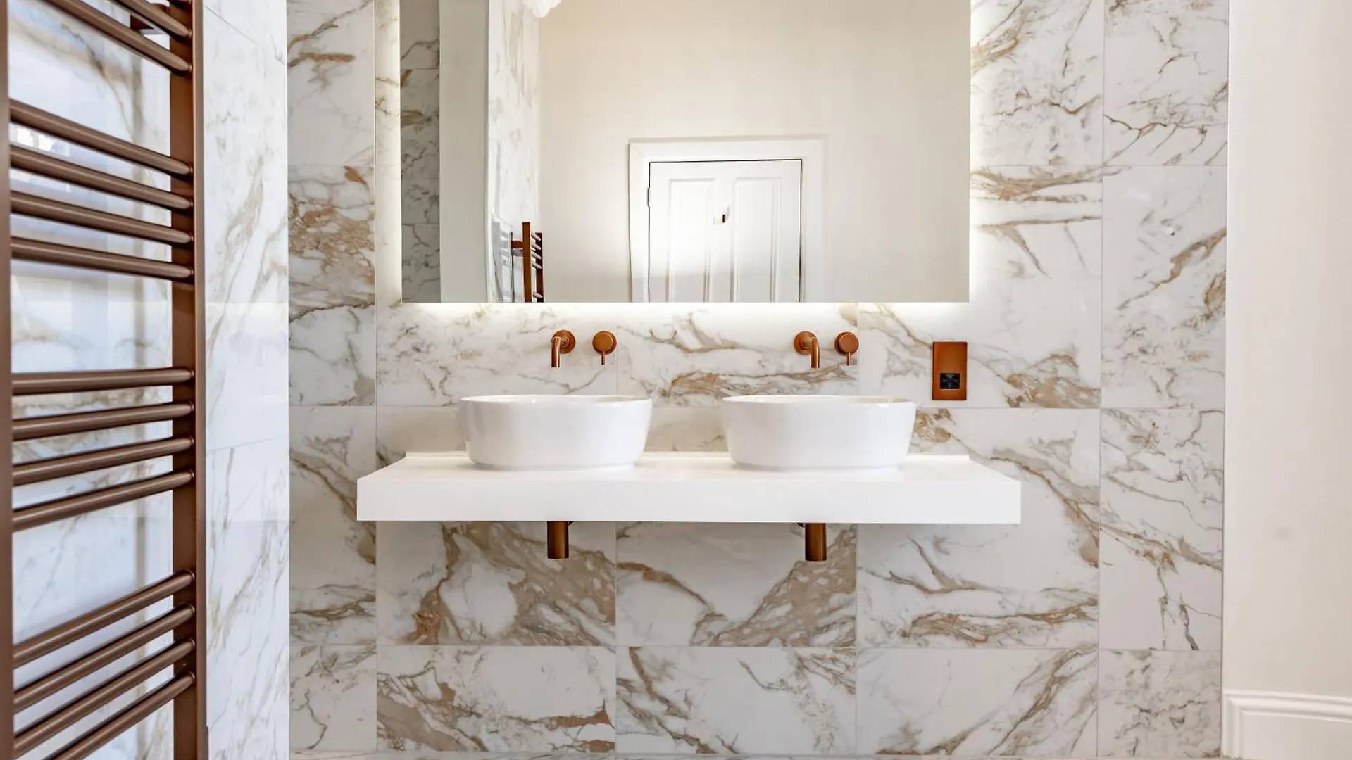 Dragon Suites Luxury Apartments At 8 Albyn Place Эдинбург