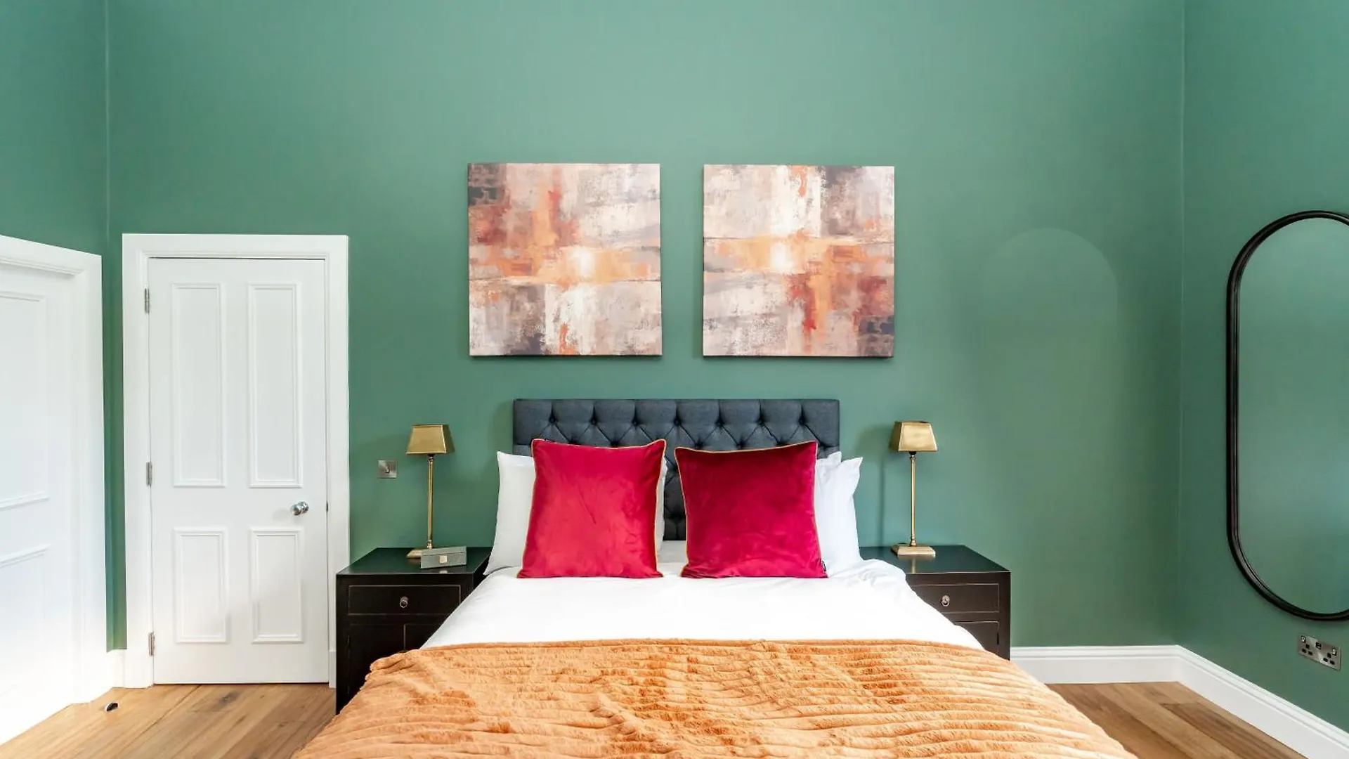 Dragon Suites Luxury Apartments At 8 Albyn Place Эдинбург