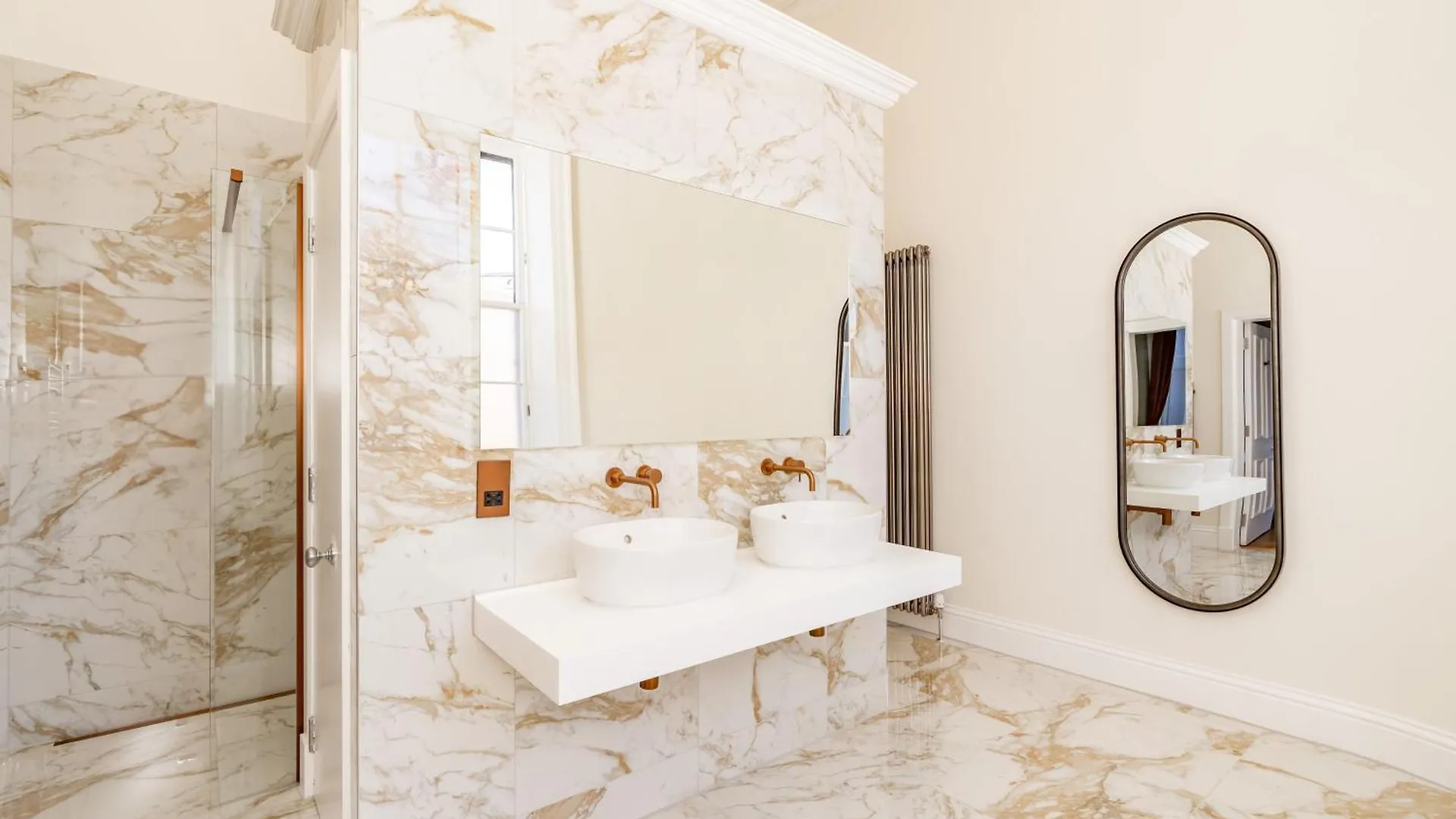 Dragon Suites Luxury Apartments At 8 Albyn Place Эдинбург