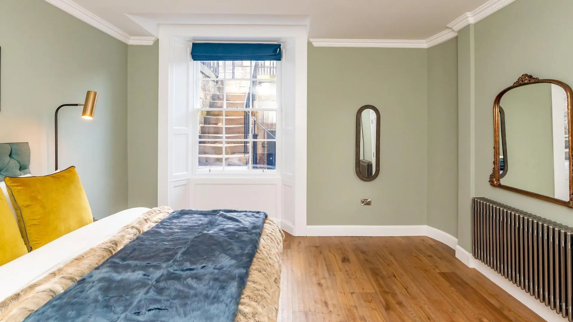 Dragon Suites Luxury Apartments At 8 Albyn Place Эдинбург